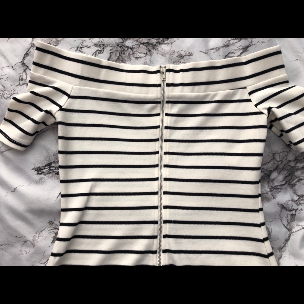 Off the shoulder striped cocktail dress - Picture 5 of 7